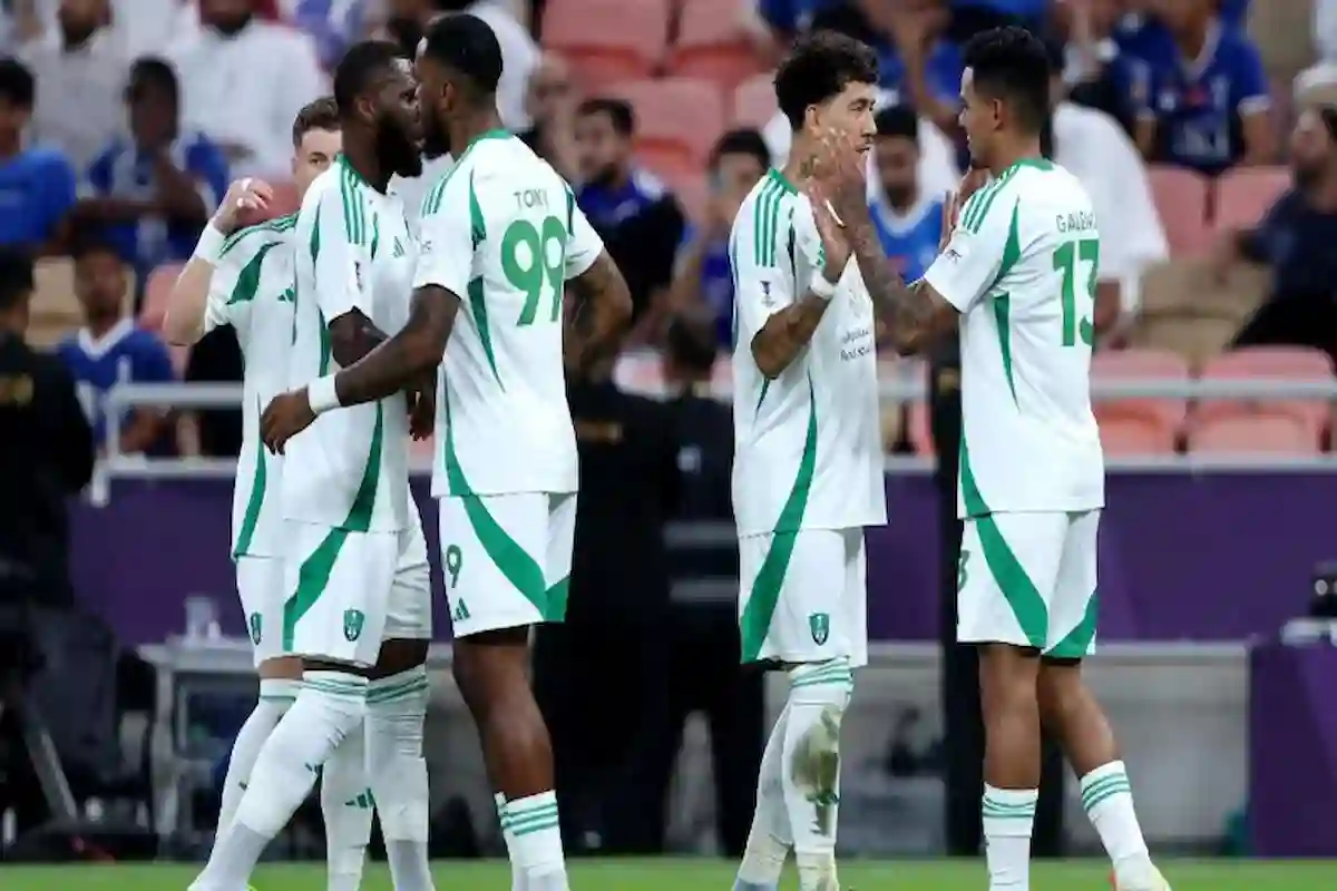 الأهلي السعودي يستعد للقاء من العيار الثقيل في نهائي دوري أبطال آسيا أمام الياباني