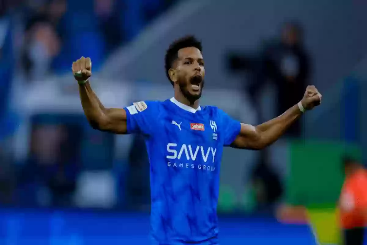 نجم الهلال السعودي معاقب بالإيقاف 3 مباريات.. ليس البليهي