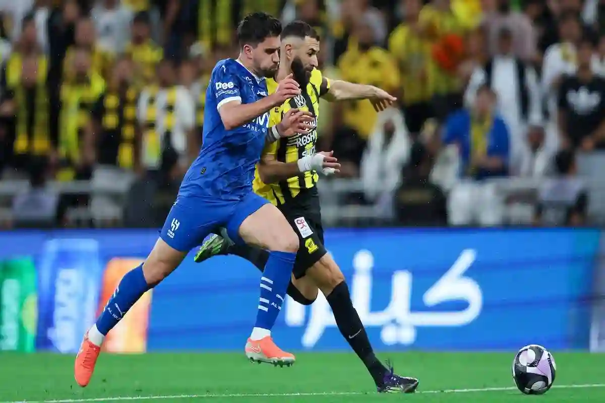 انحصار المنافسة على لقب دوري روشن السعودي بين الاتحاد والهلال.. حتى الآن