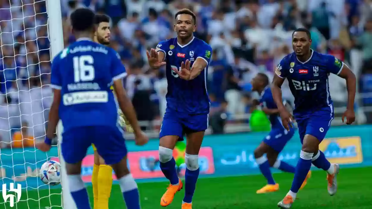 الكشف عن مفاجأة  بشأن مباريات الهلال في الموسم الجديد