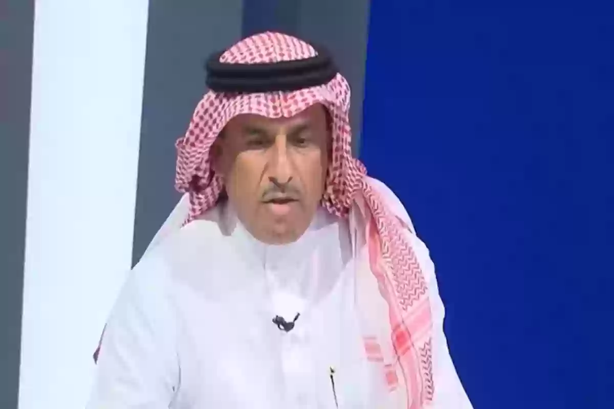 القحيز يدافع عن الدوسري