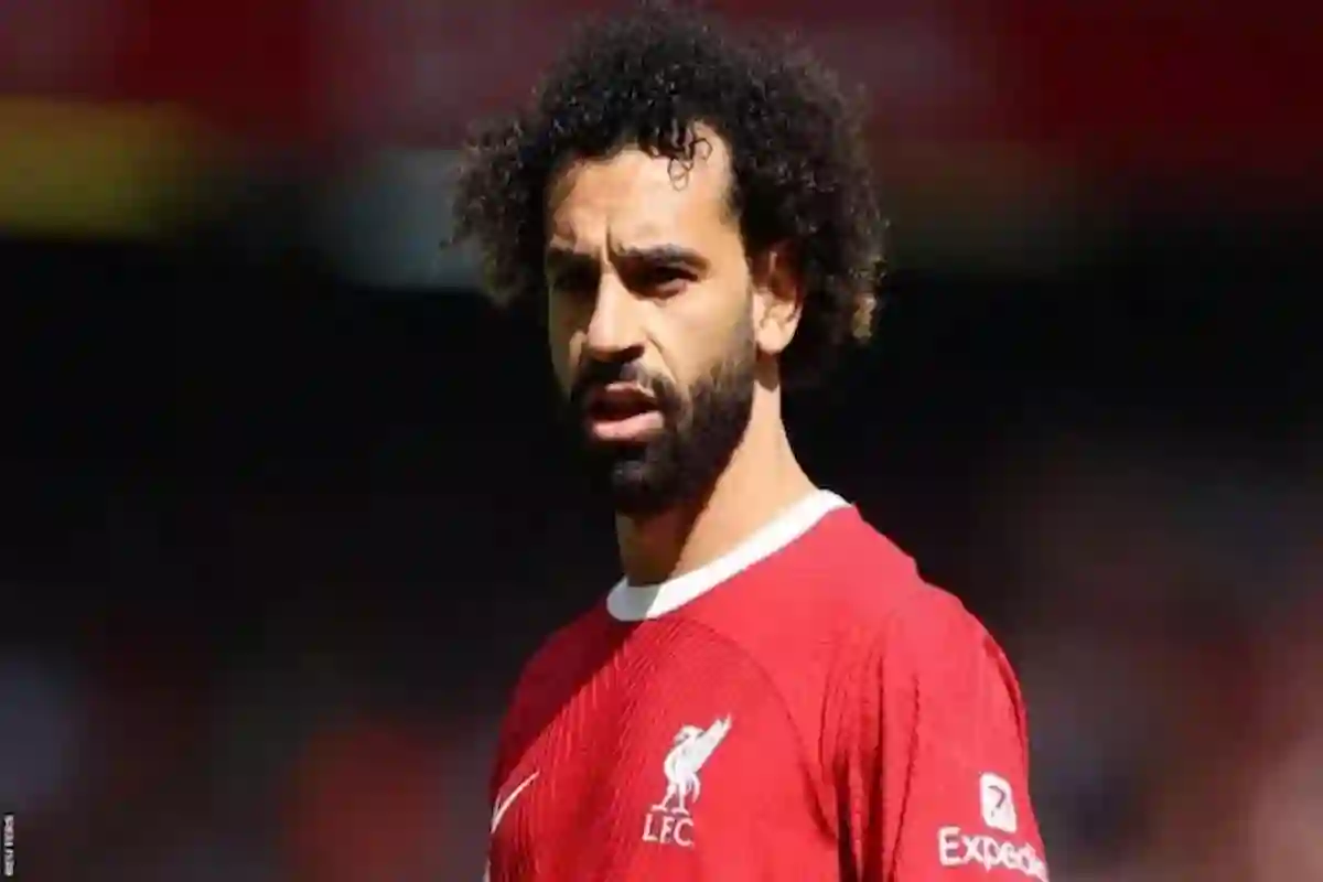 الحرب الباردة تشتعل بين الليفر والهلال بسبب محمد صلاح!!