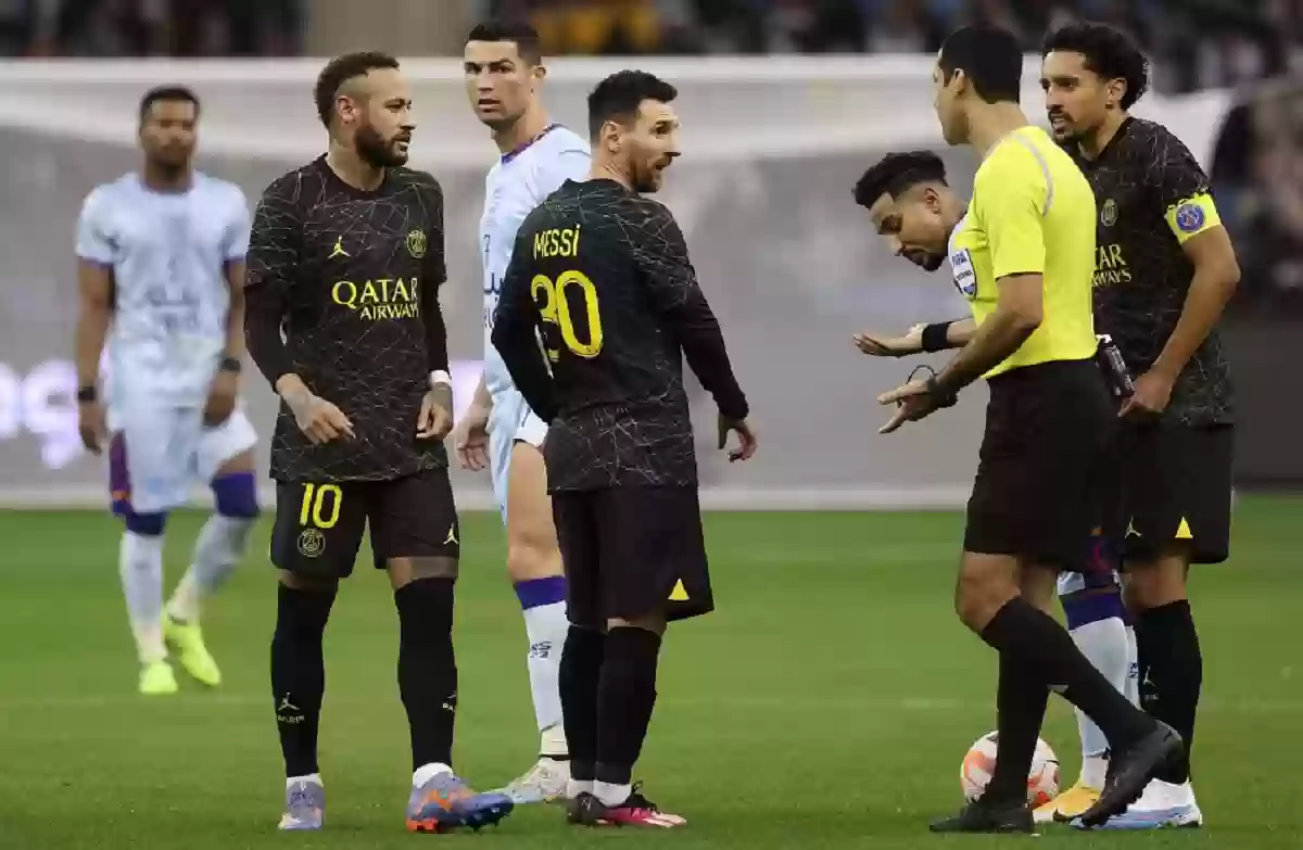 تألق لاعب وإصابة آخر في الشوط الأول من ودية النصر وباريس سان جيرمان الفرنسي