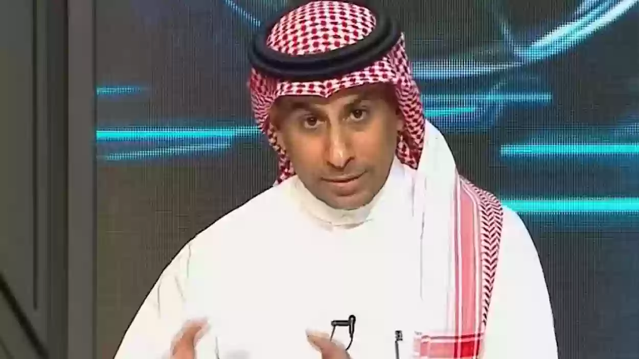 العنزي يرد على مغرد اتهمه بإشاعة معلومات كاذبة عن الهلال والدحيل